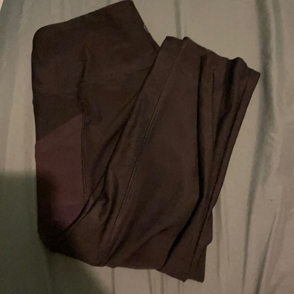 Vogo leggings in a dark purple medium